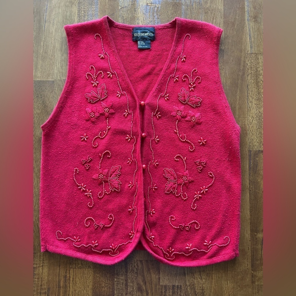 Requirements women’s red beaded Christmas sweater vest size large